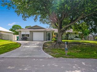 350 SW Ridgecrest Dr, Port Saint Lucie, FL 34953