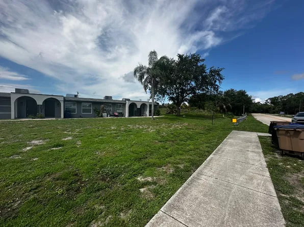 1157 S Loop Blvd #1157, Lehigh Acres, FL 33936