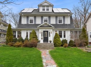19 Courter Ave, Maplewood, NJ 07040