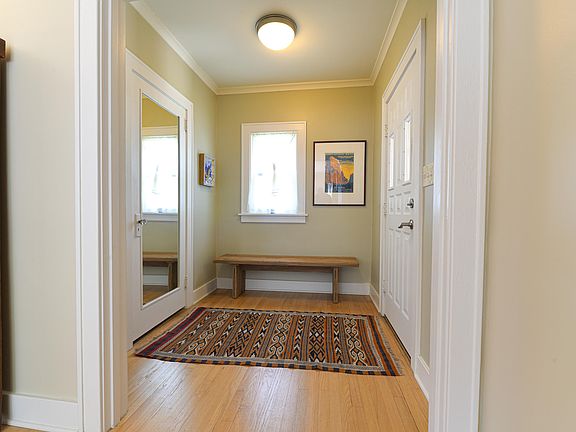 5th image of 1024 Franklin Ave