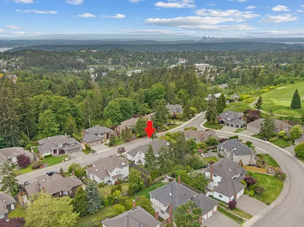 7720 142nd Way SE, Newcastle, WA 98059