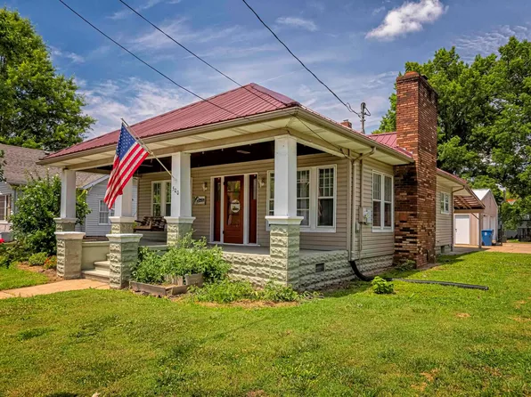 500 W Grand Ave, Carterville, IL 62918