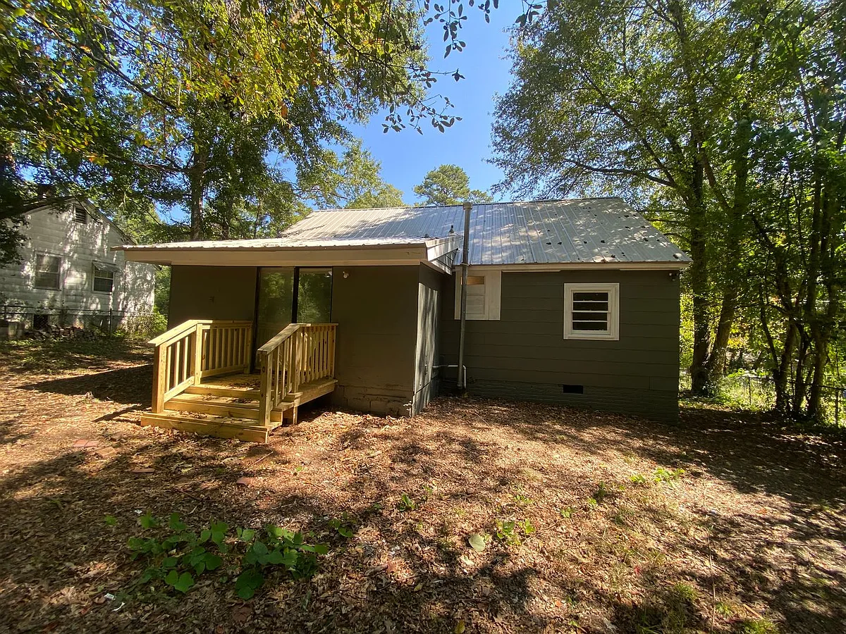 Building Photo - 61 Lanier Dr