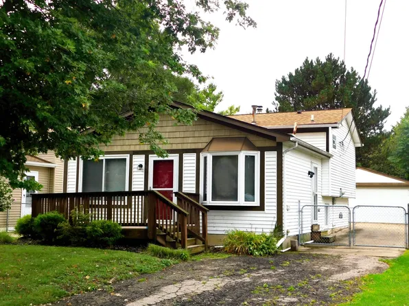 1040 Lalond Ave, Waterford, MI 48327