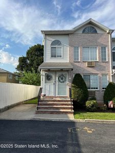 17 Yafa Ct #A, Staten Island, NY, 10314
