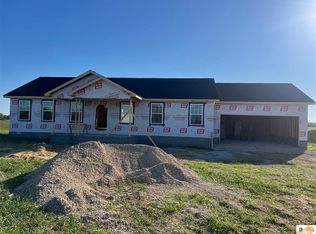 1950 Glover Rd, Glasgow, KY 42141