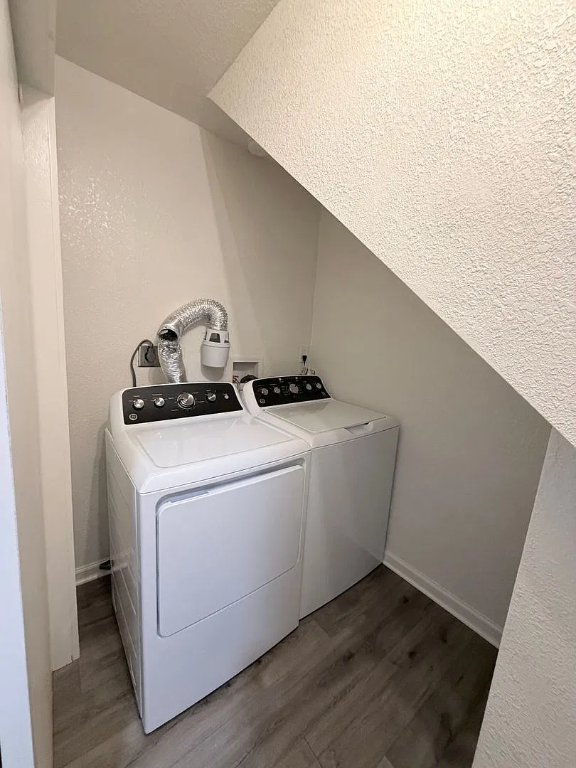 414 Prospect Avenue — Photo 3