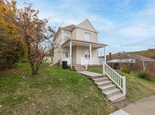 30 Hayes Ave, Washington, PA 15301
