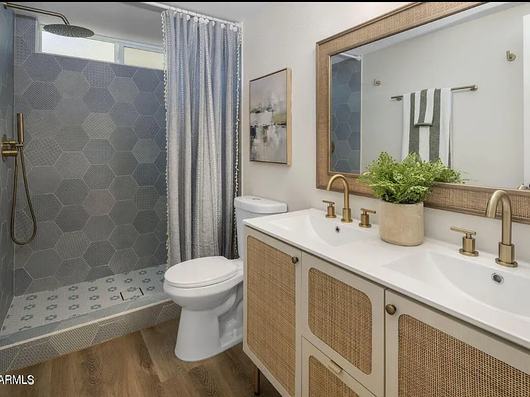626 E Palomino Dr — Photo 19
