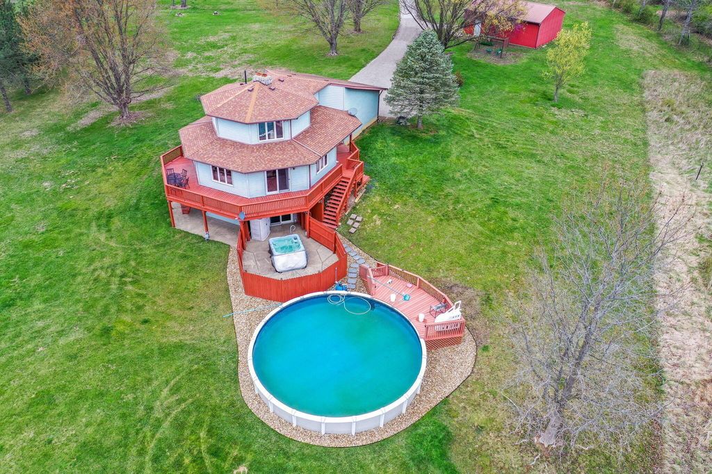 Real estate listing image