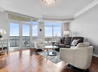 1135 Royal York Rd #903, Toronto, ON M9A0C3