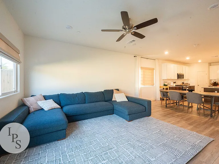 615 Wishon Ave W — Photo 17