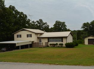 806 Lewis Dr, Seneca, MO 64865