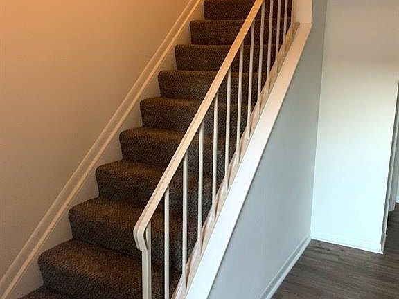3rd image of 5712 Morningside Ct