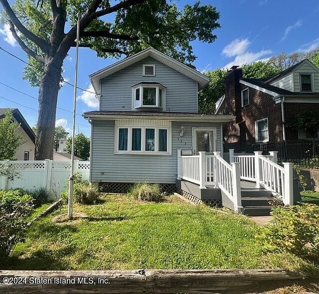 1st image of 137 Alden Pl