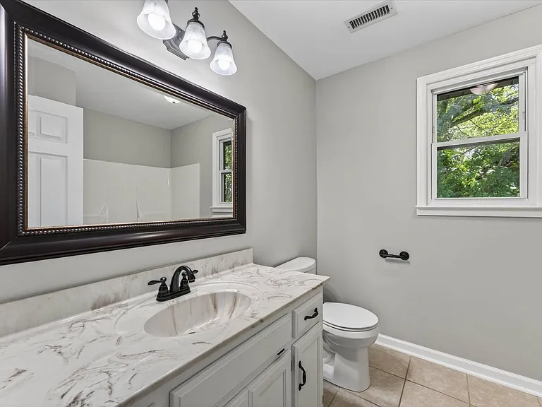 2200 Springlot Rd — Photo 31