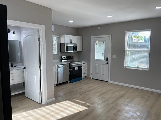 1st image of 16007 Pearce Ln #D