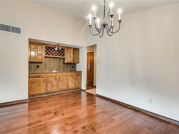 4th image of 7629 Nutwood Pl