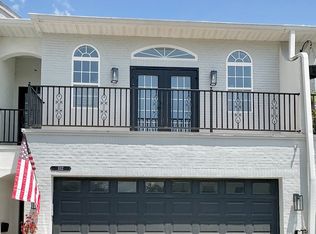 1112 S Moody Ave, Tampa, FL 33629