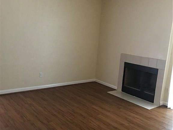 3rd image of 12166 Metric Blvd APT 365
