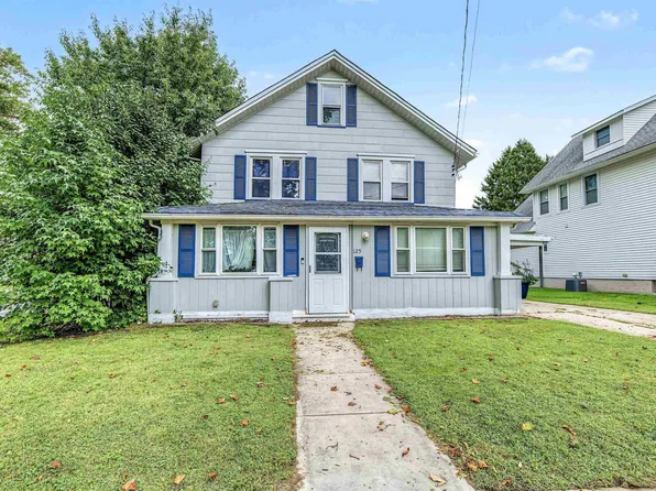 125 N 2nd St, Hammonton, NJ 08037