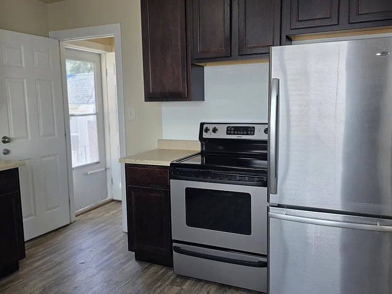 238 Terry Ave — Photo 5