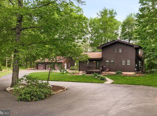 501 Circle Dr, Trenton, NJ 08691