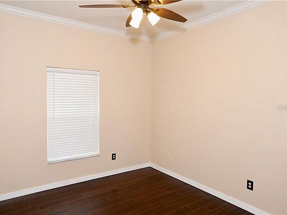 5th image of 2839 Dover Glen Cir