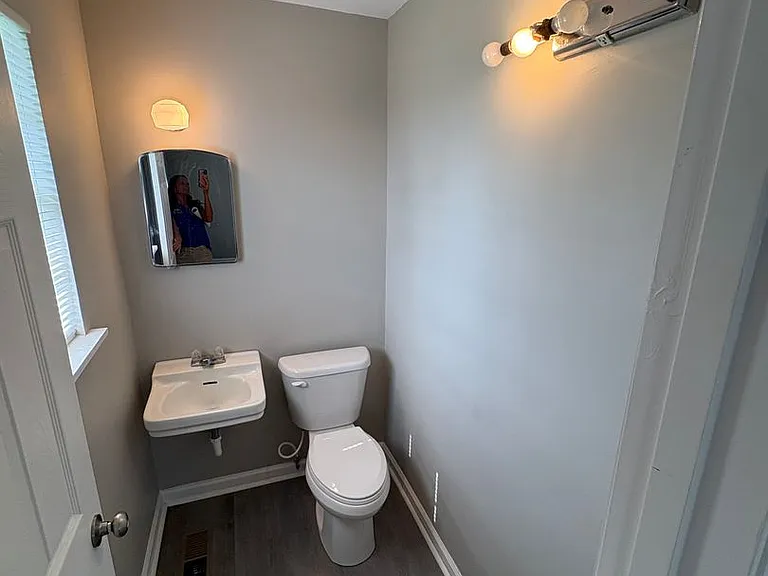 727 Old Nunez Rd — Photo 10