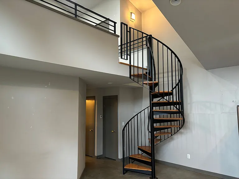 2415 S Norman St — Photo 3