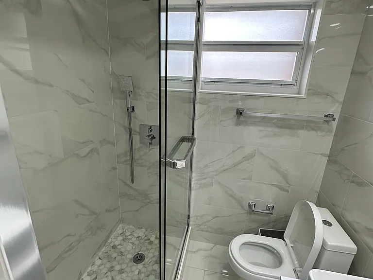 1560 W 46th St #228 — Photo 26