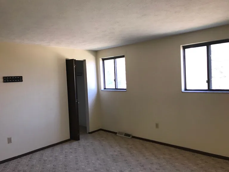 837 Pittsburgh McKeesport Blvd — Photo 4