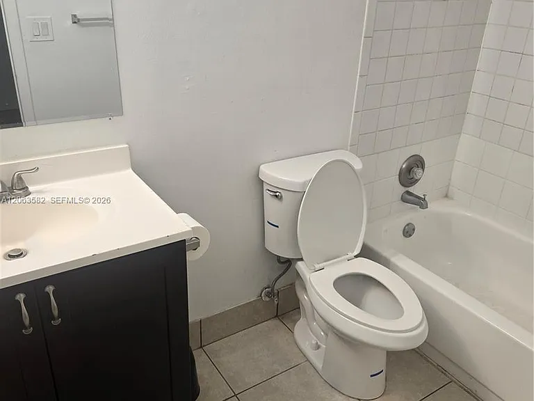 2450 Jackson St #D — Photo 4