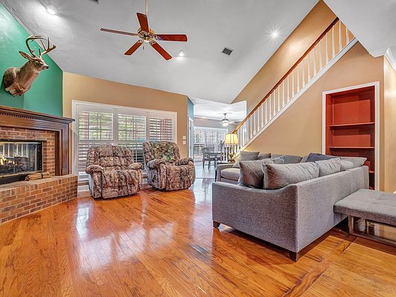 5th image of 7903 McClure Dr