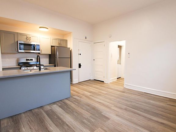 4th image of 326 W Chelten Ave APT 202