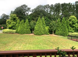 836 Minerva Dale Dr, Fuquay Varina, NC 27526