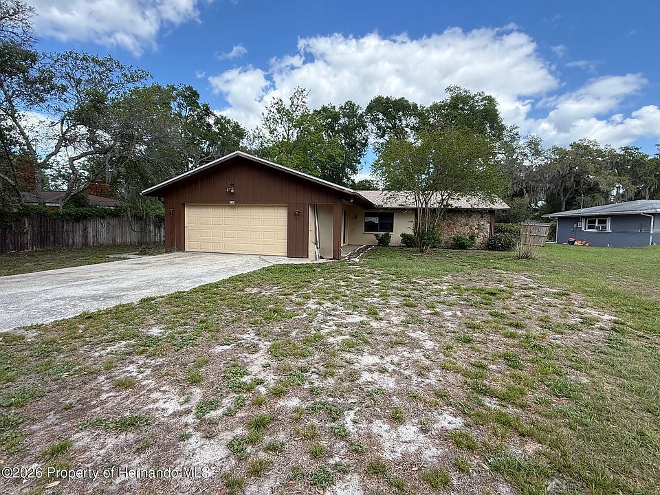 1st image of 5072 Lakewood Dr