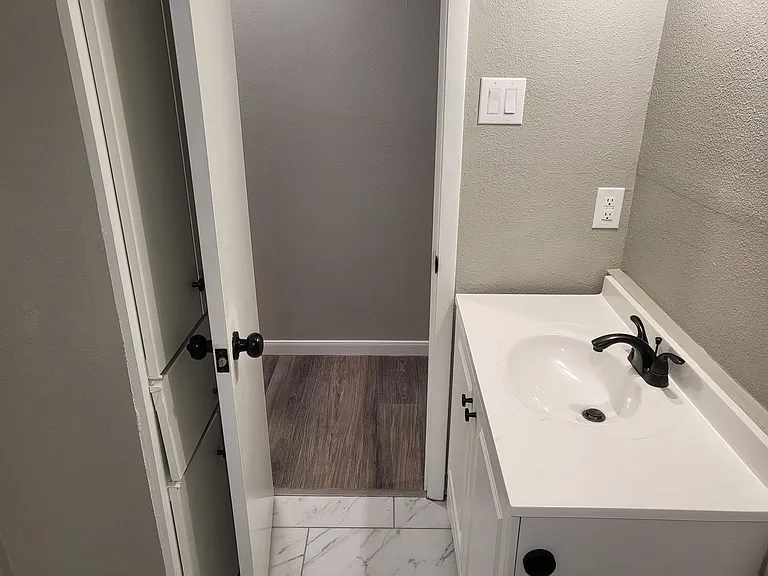 1213 Carroll Dr — Photo 18