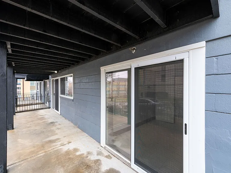 4544 Summit St — Photo 129