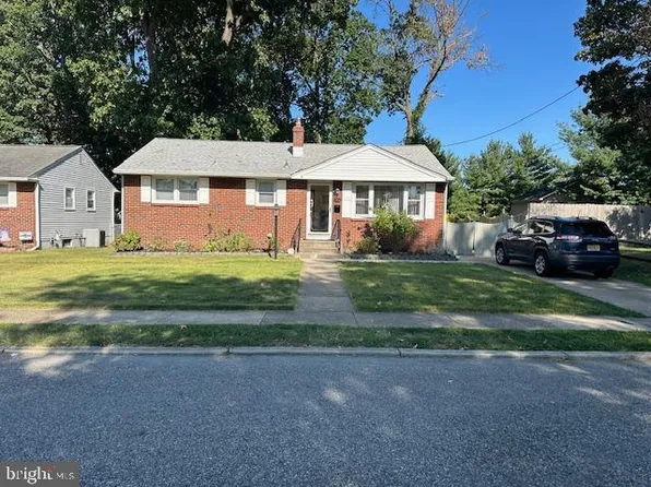 146 Schubert Ave, Runnemede, NJ 08078