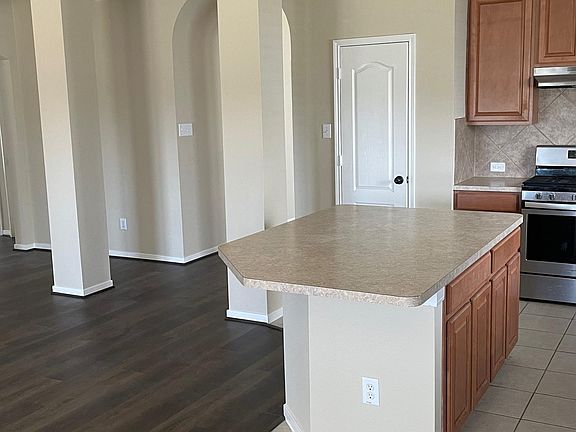 4th image of 18839 Magnolia Arbor Ln