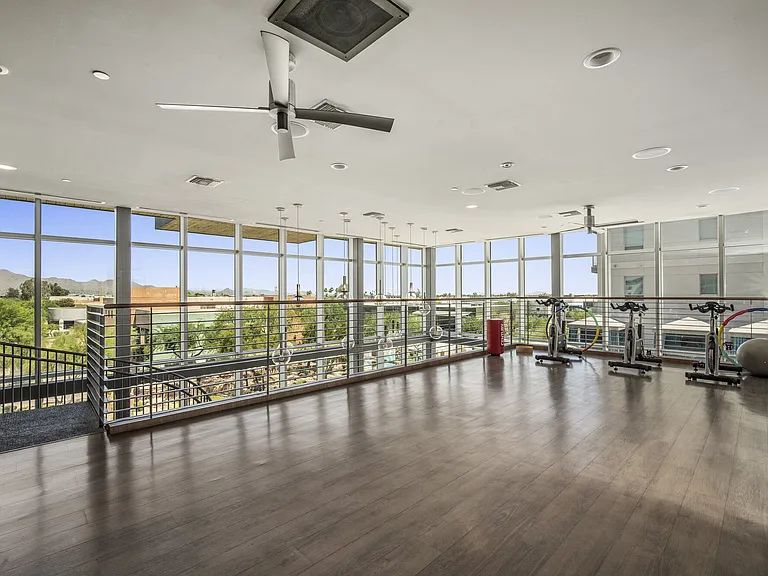 Broadstone Scottsdale Quarter — Photo 20