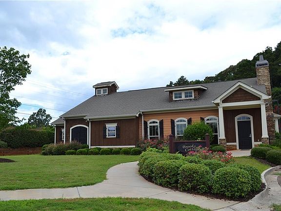 2nd image of 609 Holliman Cir Lot 37