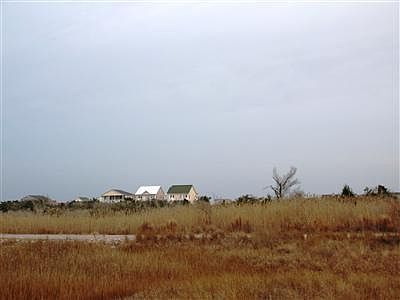 1st image of Shallotte Avenue