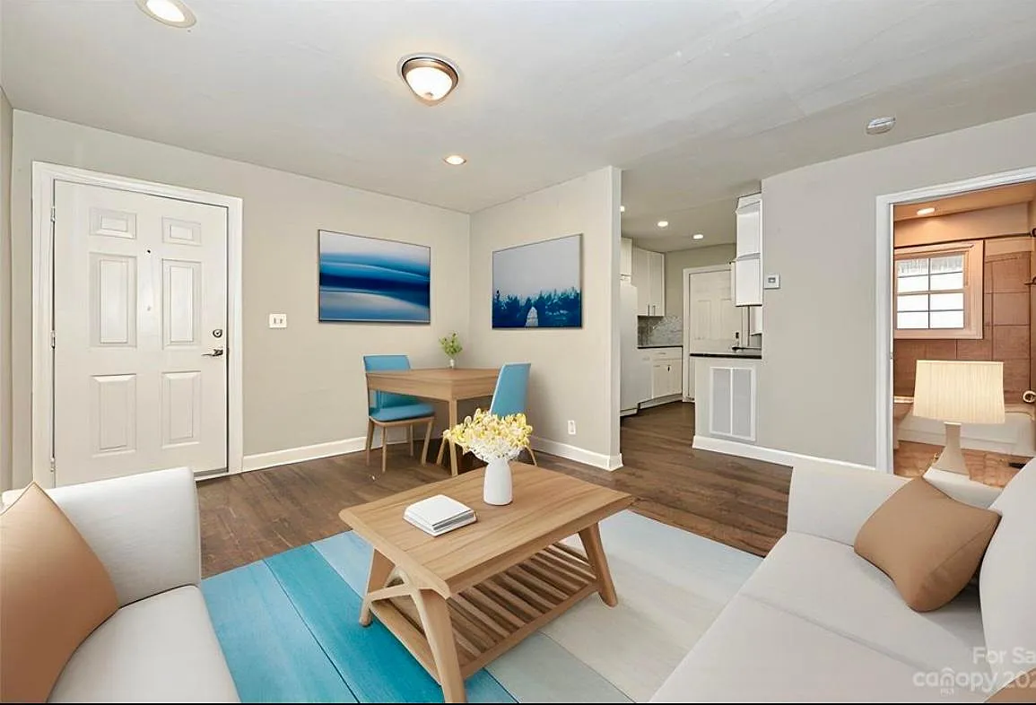 1025 McArthur Ave — Photo 4