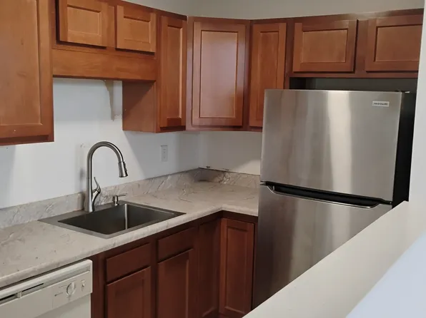 137 Lancaster St, Albany, NY 12210