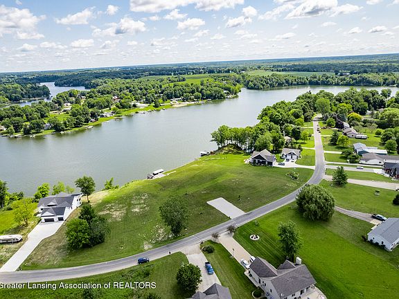 4th image of 11029 Lakeside Dr