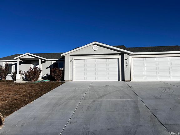 2nd image of 2961 Paiute St
