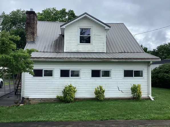 304 Christian St, Drakesboro, KY 42337
