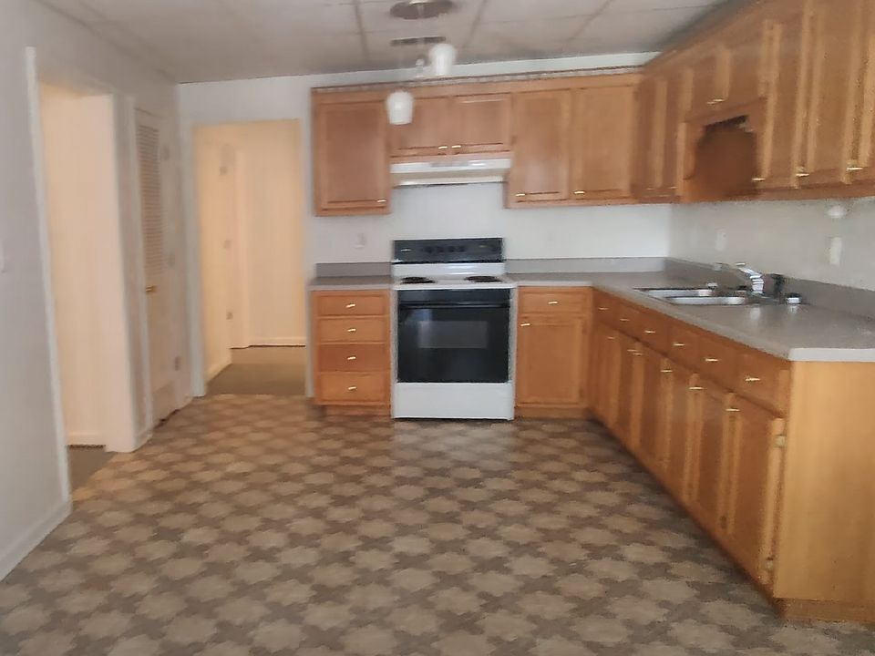 2nd image of 2614B Church St